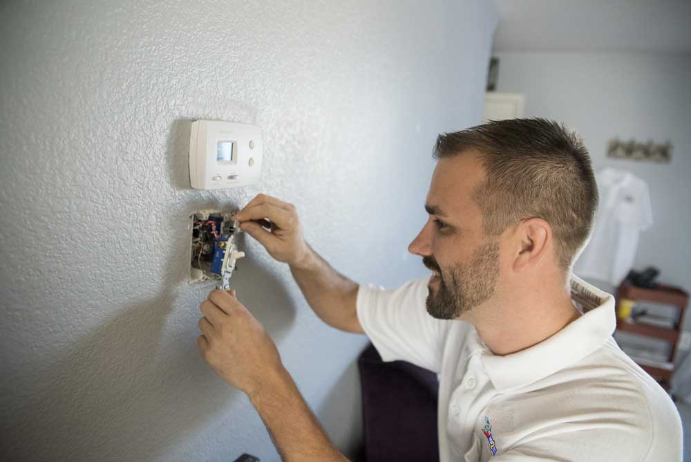 Carbon Monoxide Detector Installation by Hop2it Electrical in Fort Worth, TX
